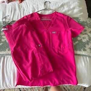 Shocking Pink Figs scrub set